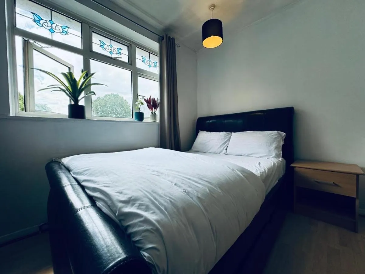 Whitechapel Lindley House R2 Hotel London
