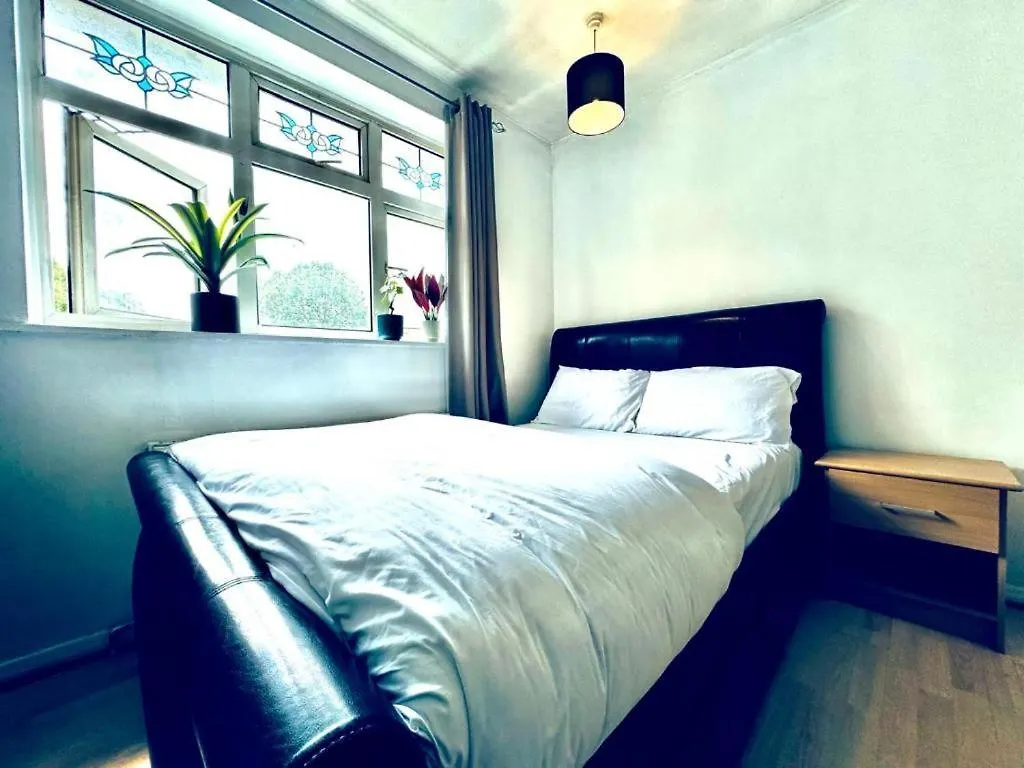 Whitechapel Lindley House R2 Hotel London Guest house