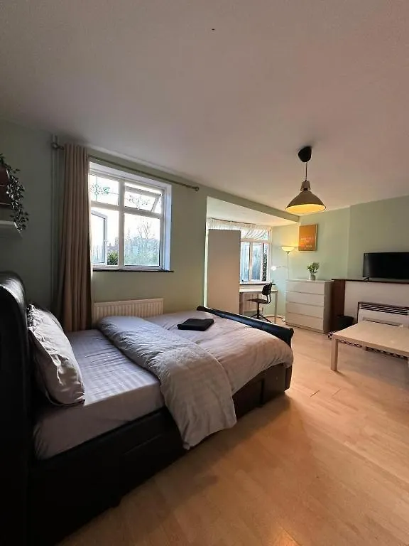Guest house Whitechapel Lindley House R2 Hotel London United Kingdom