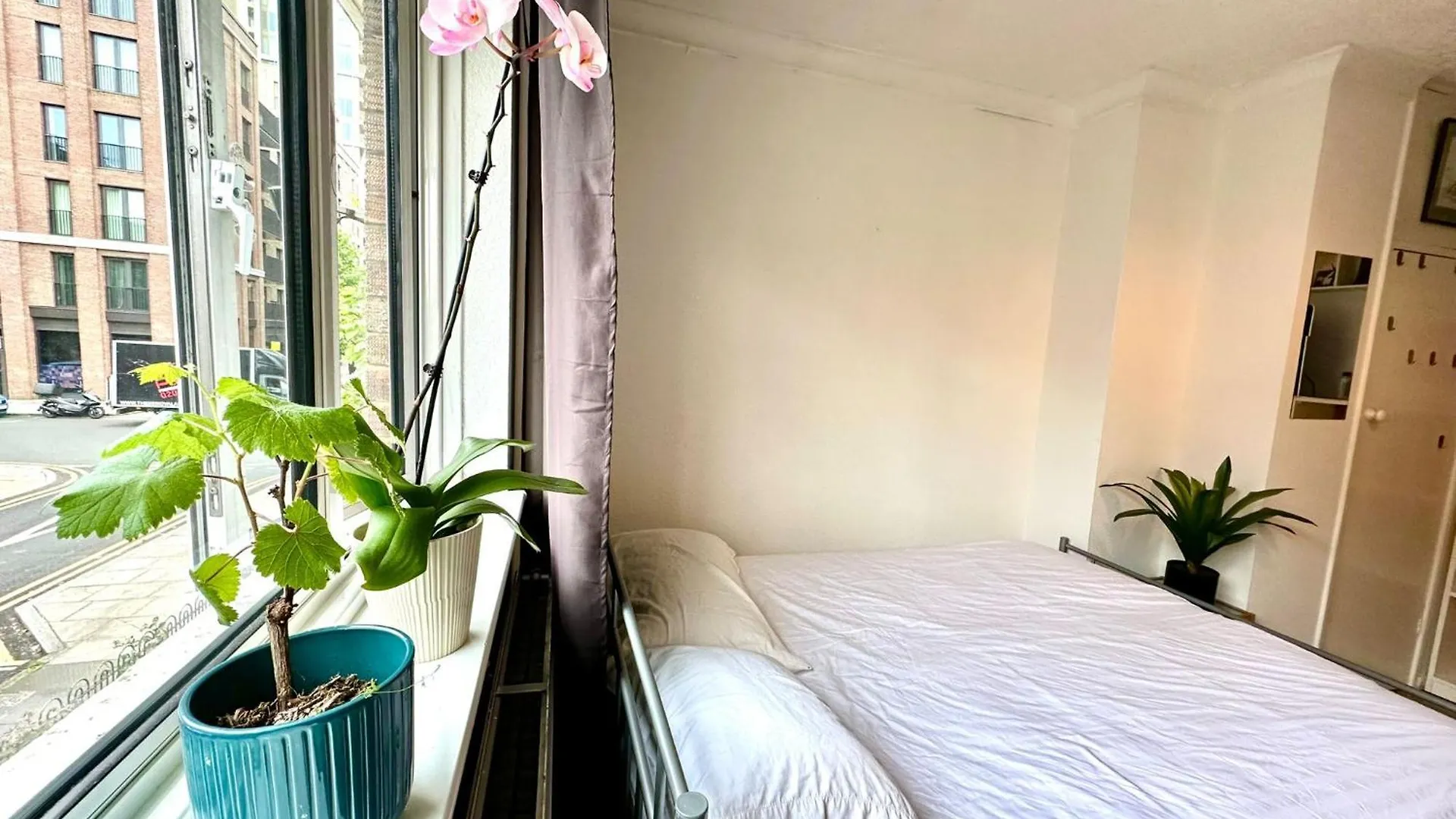 Guest house Whitechapel Lindley House R2 Hotel London