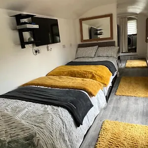 https://quay-central.cardiffhotelswales.com