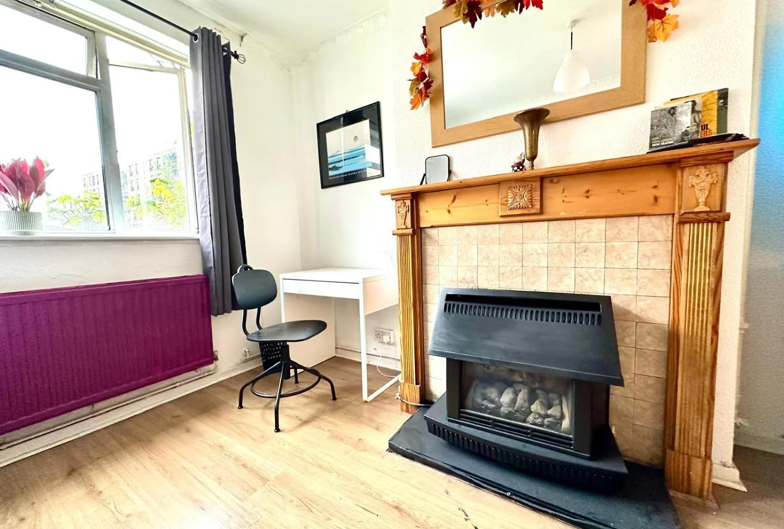 Whitechapel Lindley House R2 location